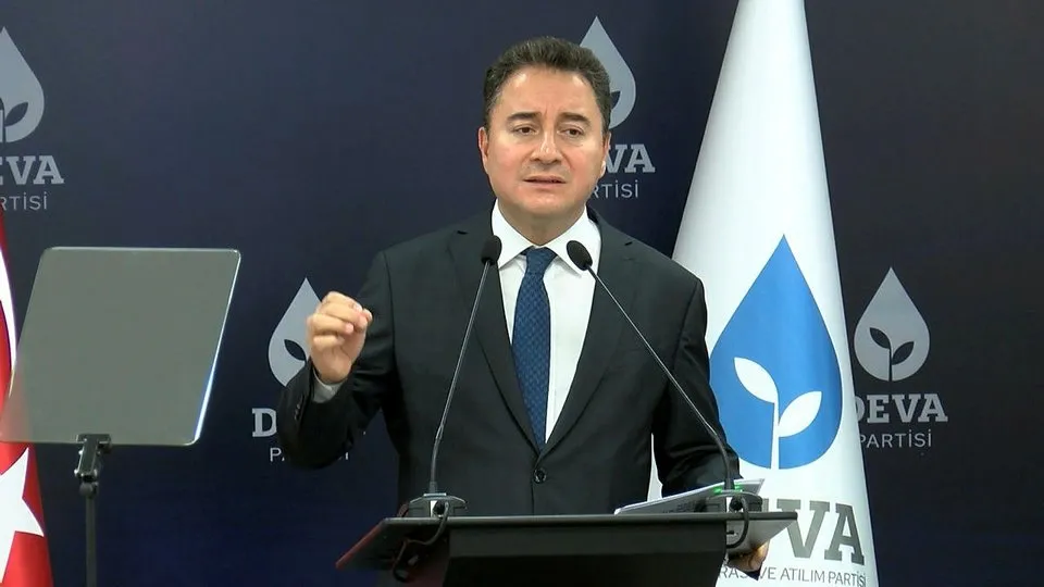 DEVA Partisi Genel Başkanı Ali Babacan casusluk suçundan tutuklanan Metin Gürcan’a sahip çıktı