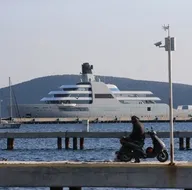 Rus milyarder Abramoviçin yatı Bodrumda