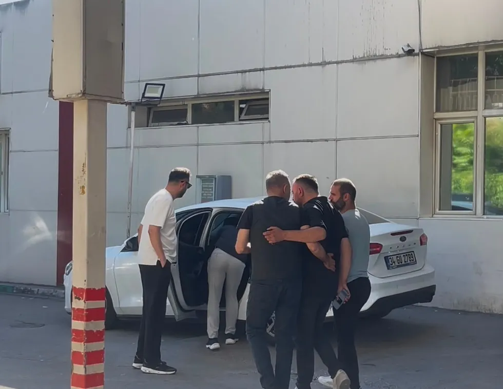 haluk-leventin-eski-soforunden-itiraf-ankarada-yuklu-miktarda-nakit-para-tasidim-1784057122315.jpg Haluk Levent'in eski şoföründen itiraf: "Ankara'da yüklü miktarda nakit para taşıdım" - 1