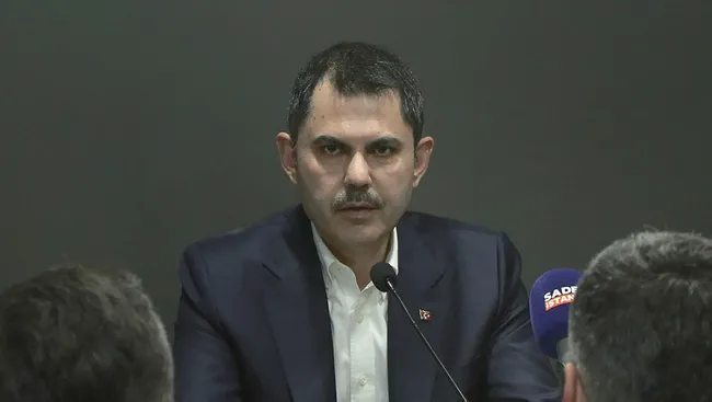 murat-kurum-gencler-bulusup-aybuke-ogretmen-oldum-ben-adli-filmi-izledi-1705860710476.jpg Murat Kurum gençlerle buluşup Aybüke: Öğretmen Oldum Ben adlı filmi izledi - 4