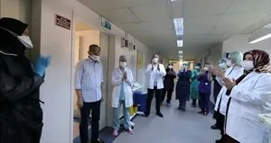 Mustafa Yangın koronavirüsü yenerek taburcu oldu