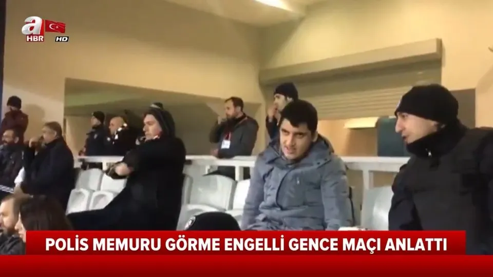 Başakşehir Beşiktaş maçına damga vuran görüntü! Polis görme engelli taraftara maçı anlattı |Video