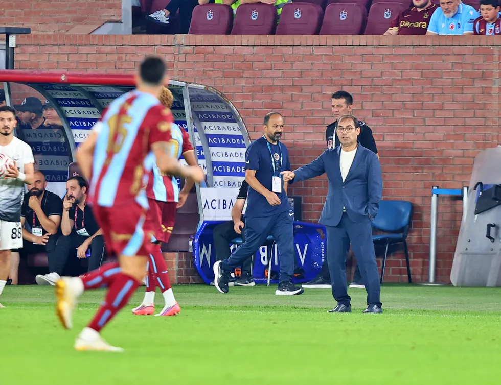 canli-anlatim-trabzonspor-genclerbirligi-1788717835843.jpg Canlı anlatım: Trabzonspor - Gençlerbirliği - 5