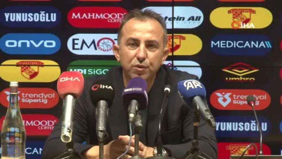 Konyaspor Teknik Direktörü Recep Uçar: "En az 1 puanı hak ettiğimizi düşünüyorum"