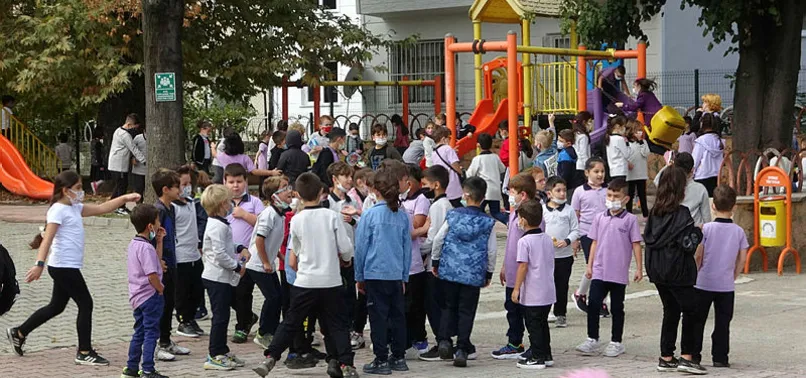 Sel felaketinin yaşandığı Ayancık'ta yüz yüze eğitim başladı