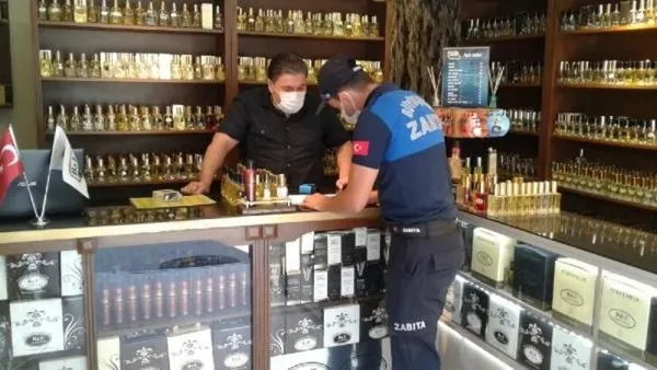 icisleri-bakanligindan-son-dakika-denetim-aciklamasi-2-bin-839-isletmeis-yeri-ve-kisiye-idari-islem-uygulandi-1616340450098.jpg İçişleri Bakanlığı'ndan son dakika denetim açıklaması! 2 bin 839 işletme/iş yeri ve kişiye idari işlem uygulandı - 5