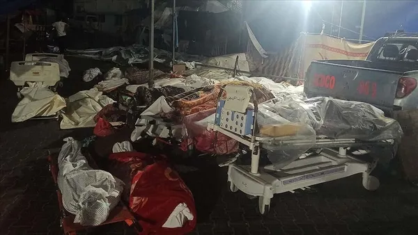 Katil ordusu Şifa Hastanesi’ndeki mazlum hastaları çıkmaya zorladı