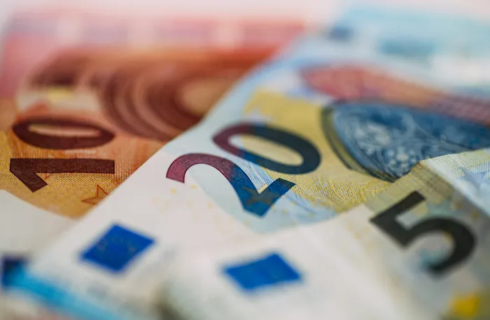 avrupa-merkez-bankasindan-ecb-faiz-karari-ilk-indirim-geldi-1717676598223.jpg Avrupa Merkez Bankası'ndan (ECB) faiz kararı! İlk indirim geldi - 4