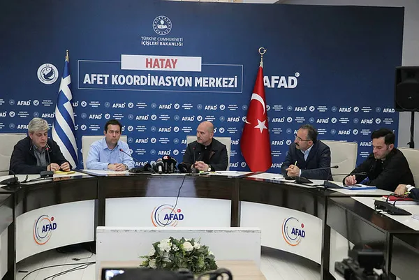 yunanistan-goc-ve-iltica-bakani-notis-mitarakisten-turkiyeye-ovgu-turkiye-devletinin-harekete-gecme-hizi-dikka-1680627365243.jpg Yunanistan Göç ve İltica Bakanı Notis Mitarakis'ten Türkiye’ye övgü: Türk devletinin harekete geçme hızı dikkatimi çekti - 5