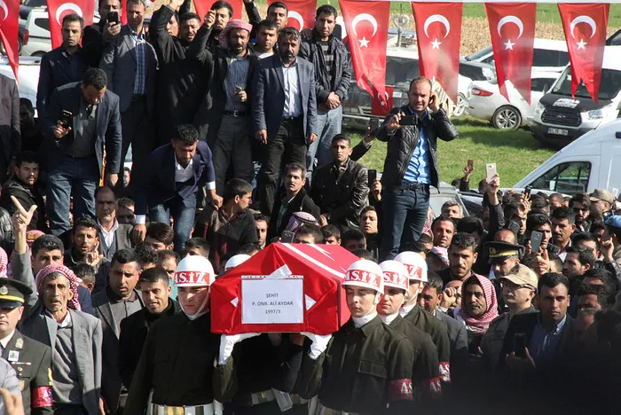 Şehit Piyade Onbaşı Ali Aydar'ın cenazesi toprağa verildi - 2