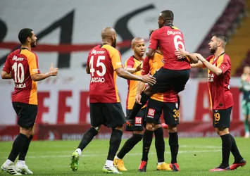 Galatasaray: 3 - Göztepe: 1 MAÇ SONUCU