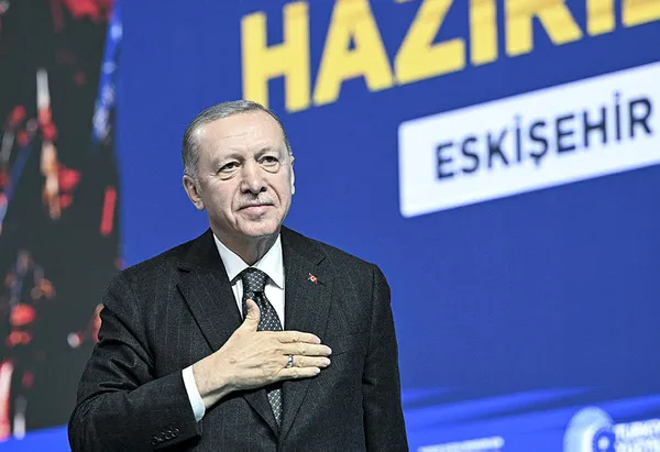 baskan-erdogandan-eskisehirde-yerel-secim-mesaji-31-martta-hizmet-belediyeciligi-yukselecek-1706450421032.jpg Başkan Erdoğan'dan Eskişehir'de yerel seçim mesajı: 31 Mart'ta hizmet belediyeciliği yükselecek - 5