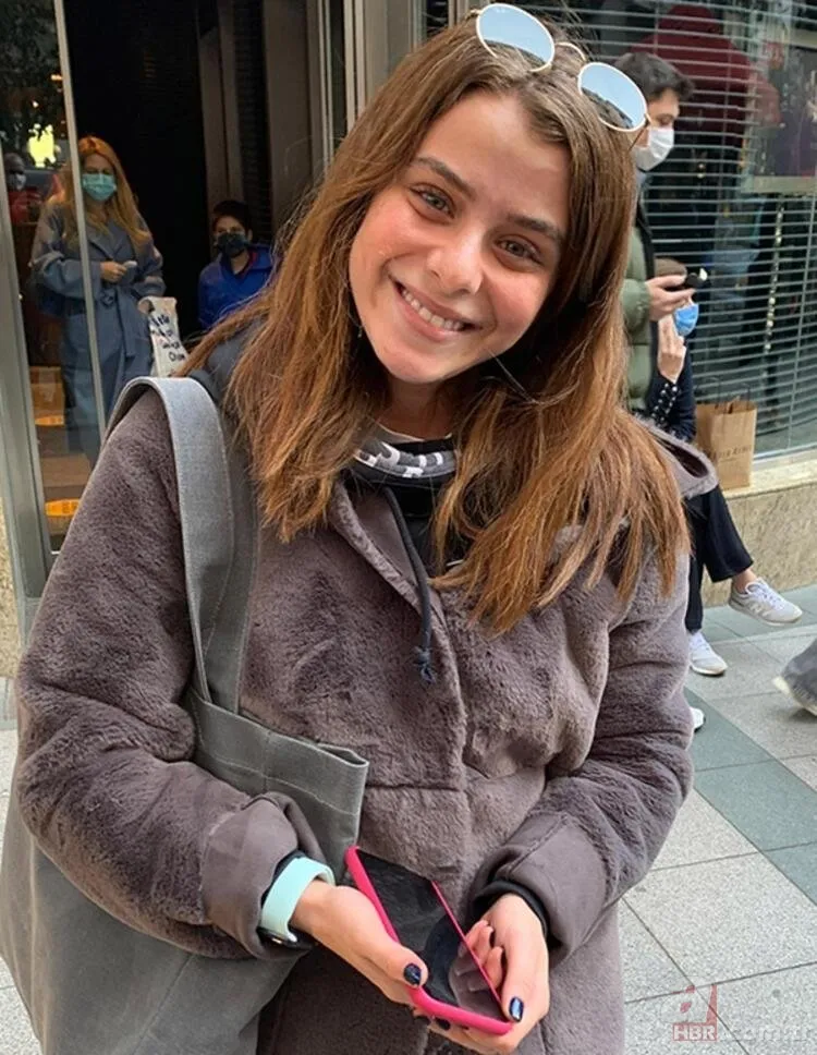 Bir Zamanlar Çukurova’nın Betül’ü İlayda Çevik ortaya çıkan fotoğrafıyla şoke etti! 21