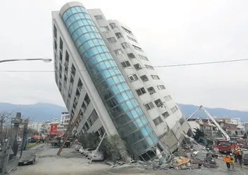 Tayvan'da 6.4 büyüklüğünde deprem