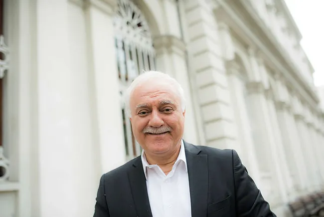 Son dakika: Koronavirüs testi pozitif çıkan Nihat Hatipoğlu'nun doktorundan yeni açıklama - 2
