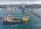 İstanbul Boğazınden dev vinç geçti!
