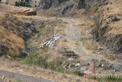 Yıllardır aynı sorun! İzmirlilerin çöp sorunu son bulmuyor!
