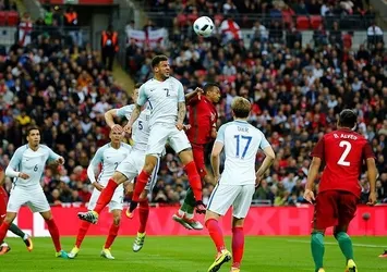 İngiltere, Portekiz'i tek golle geçti