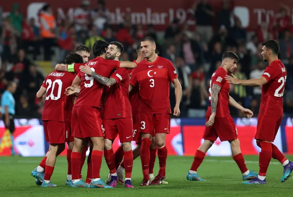 turkiye-a-milli-takiminin-euro-2024-yolundaki-rakipleri-belli-oluyor-1665301986270.jpg Türkiye A Milli Takımı'nın EURO 2024 yolundaki rakipleri belli oldu - 3