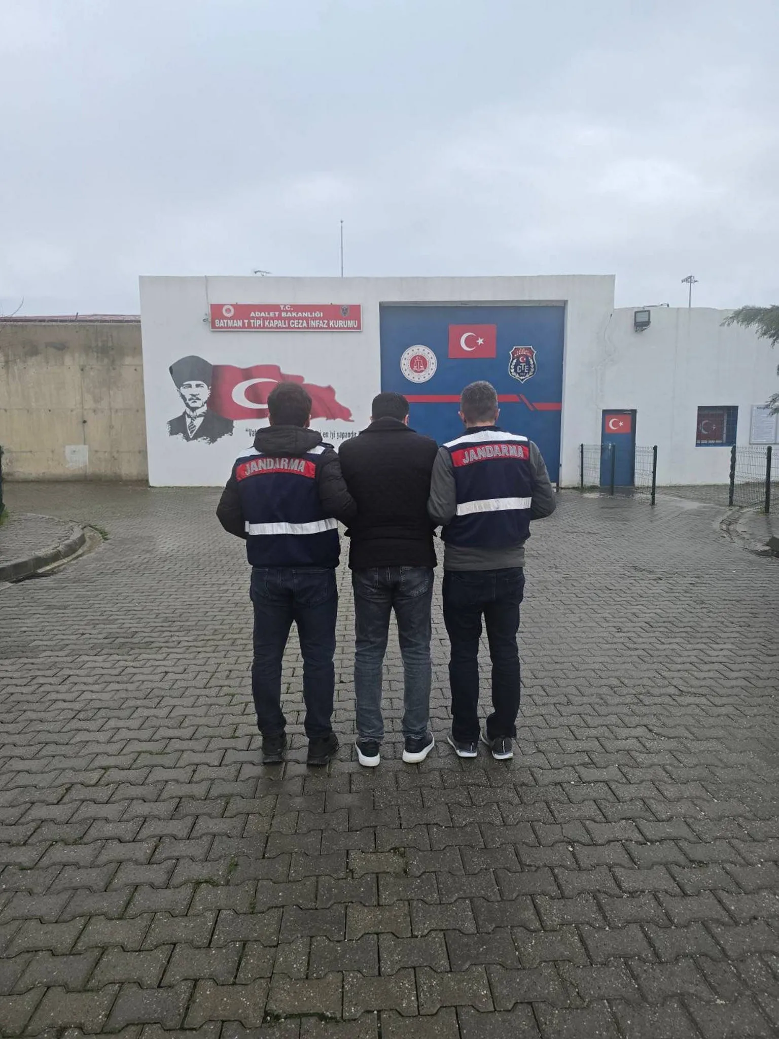 Batman'da firari FETÖ hükümlüsü yakalandı