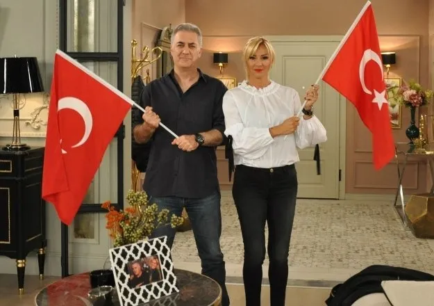 Pınar Altuğ ve Tamer Karadağlı sosyal medyayı salladı! Tamer Karadağlı’nın yeni tarzı olay oldu!