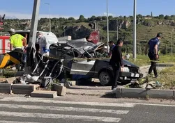 Kayseri'de can pazarı! Otomobiller birbirine girdi: 3 ölü ve çok sayıda yaralı var
