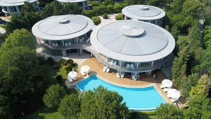 Antalya’da lüks villada mesafeli tatilin geceliği 10 bin euro - 3