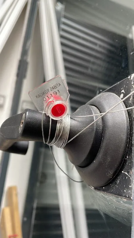 CHP’li Kadıköy Belediyesi, Milli kadın basketbolcu Merve Aydın’ın dairesini mühürledi