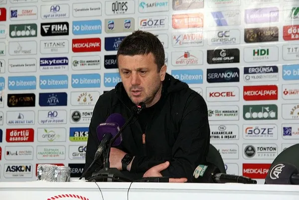 super-ligde-surpriz-ayrilik-giresunsporda-fenerbahce-maci-oncesi-hakan-keles-donemi-sona-erdi-1683052612314.jpeg Süper Lig'de sürpriz ayrılık! Giresunspor'da Fenerbahçe maçı öncesi Hakan Keleş dönemi sona erdi