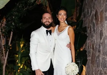 Şarkıcı Berkay Şahin mutlu evliliğin sırrını verdi