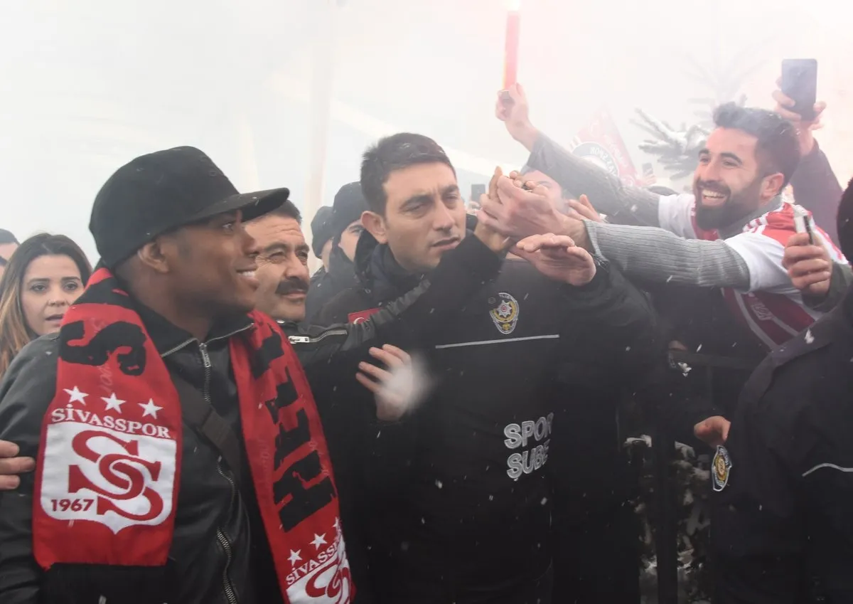 Robinho, Sivas'a geldi