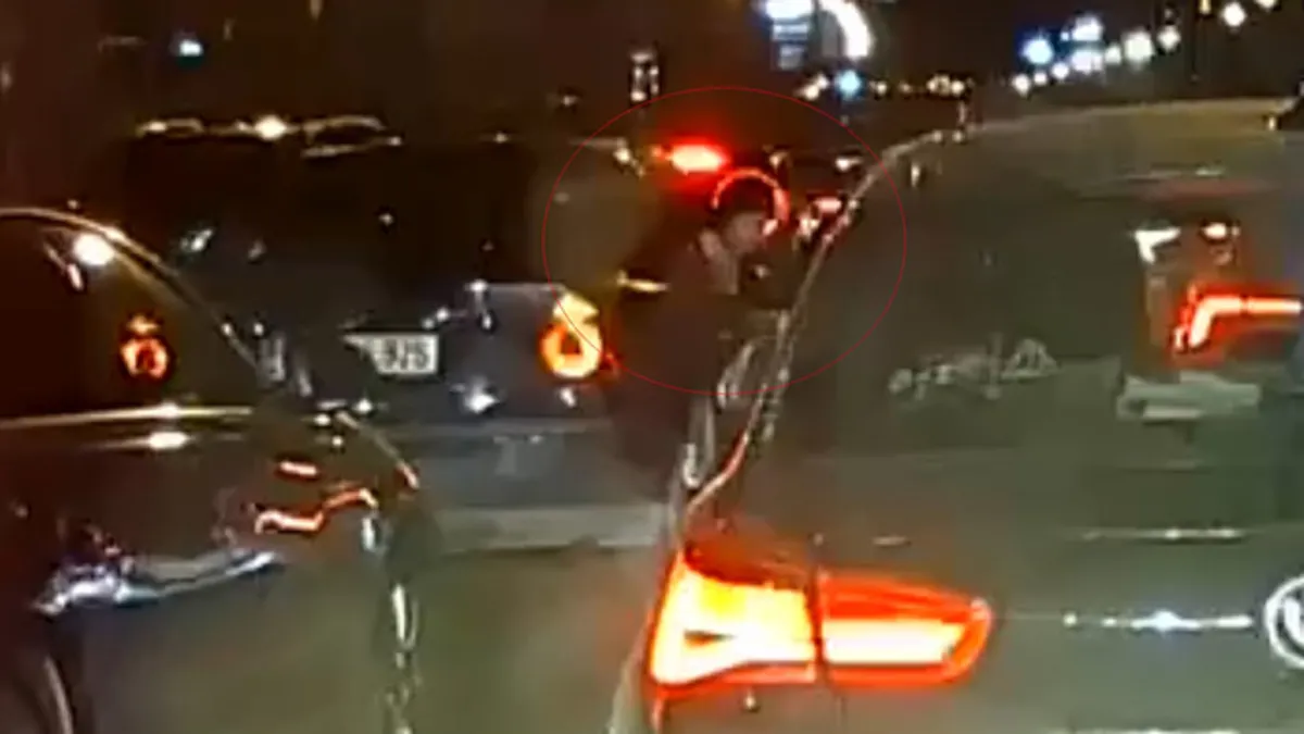 İstanbul'da korsan taksici dehşet saçtı! Evli kadına cinsel organını gösterip arabadan attı! Utanmadan peçete istedi...