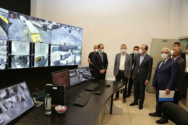 Ticaret Bakanı Mehmet Muş Sarp Sınır Kapısı’nda incelemelerde bulundu: 2022 ve 2023’e doğru...