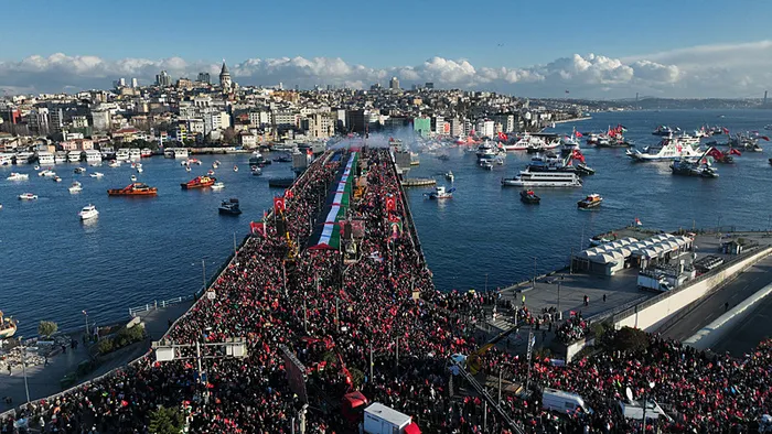 Bilal Erdoğan'dan Galata'da dünyaya Gazze mesajı: Boykotla zulmün normalleşmesine dur diyeceğiz - 3