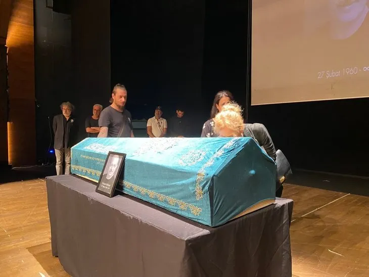 Kurtlar Vadisi dizisinin Deve Tuncay’ı Osman Wöber son yolculuğuna uğurlandı