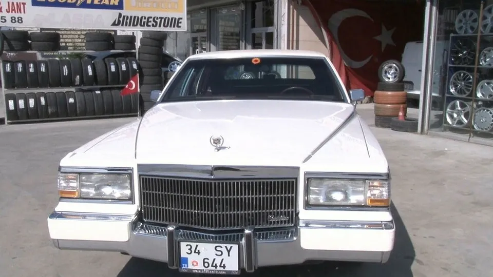 1970 model Cadillac otomobili için ABD'den parça istedi! Hikayenin devamı film gibi