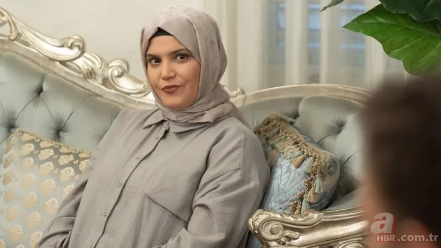 Kızılcık Şerbeti'nin Nilay'ı Feyza Civelek'in kardeşi bakın hangi oyuncuymuş! Annesiyle Sandık Kokusu dizisinde... 2