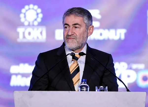 Son dakika: Hazine ve Maliye Bakanı Nureddin Nebati’den asgari ücret, EYT ve enflasyon açıklaması | Otomotivde ÖTV indirimi olacak mı?