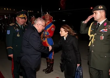 Milli Savunma Bakanı Güler Moğolistan'da!