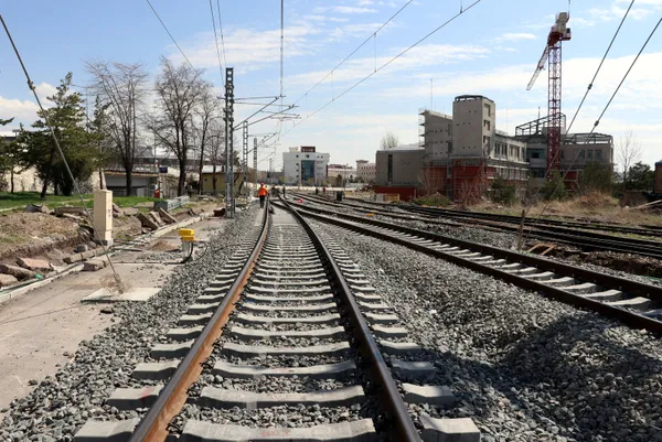 SON DAKİKA! Ankara - İzmir arası 3 saate düşecek! 22 bin kişiye istihdam sağlanacak | Dev proje start alıyor