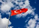 Türkiyeden Yunanistana bayrak tepkisi
