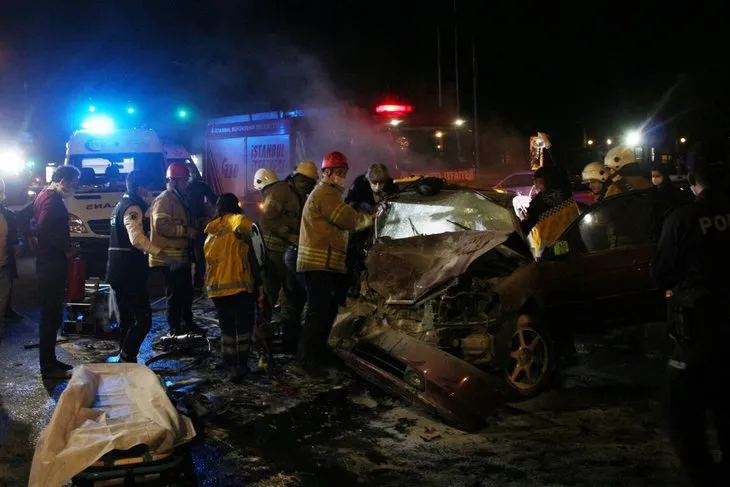 İstanbul Sarıyer'de korkunç trafik kazası! Savaş meydanı gibi...