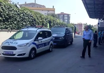 Kadıköy'de AVM'deki teknik arıza paniğe neden oldu