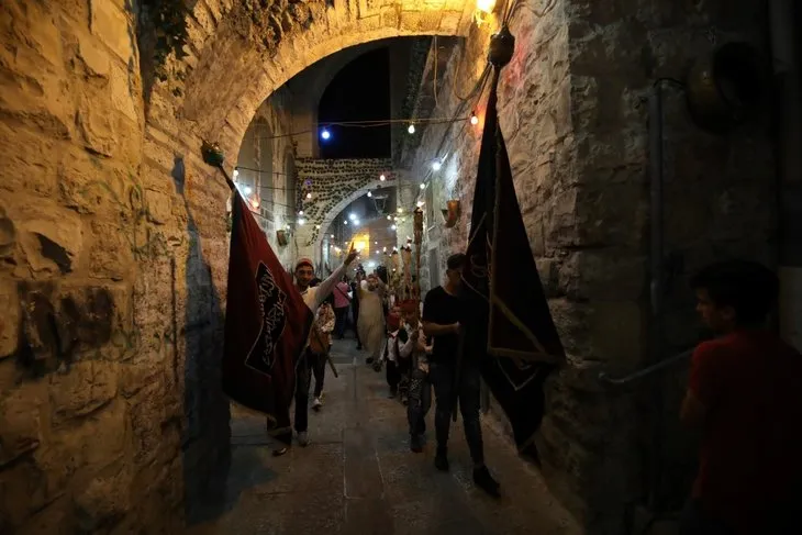 Kudüs’te Filistinlilerin en büyük kandil yürüyüşü