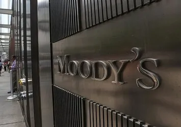 Moody’s’den İngiliz bankalarına uyarı