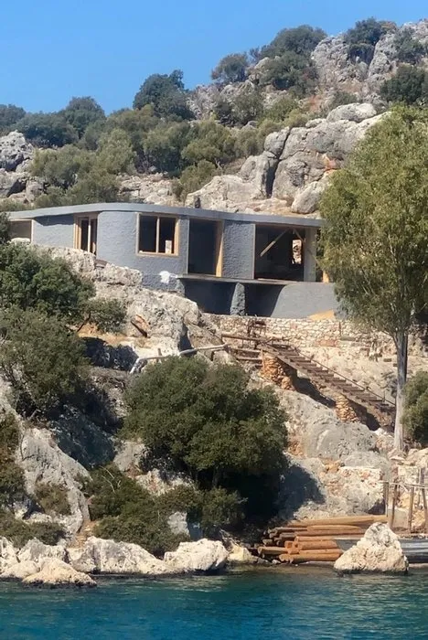 Doğa harikası yarımadada kaçak villa skandalı! Pandemiyi fırsata çevirdiler, şikayet yağıyor... - 6