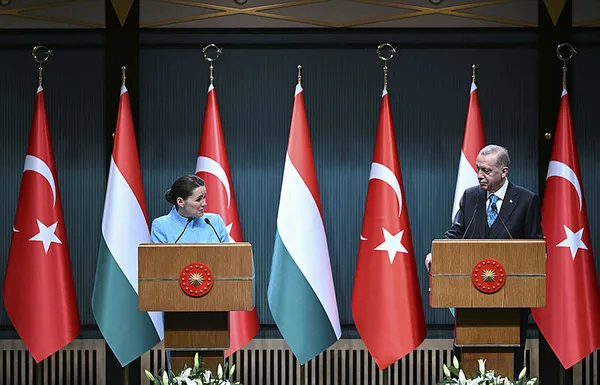 Başkan Recep Tayyip Erdoğan ile Macaristan Cumhurbaşkanı Katalin Novak’tan kritik açıklamalar