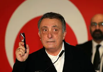 Beşiktaş Başkanı Ahmet Nur Çebi'den Mustafa Cengiz'e yanıt: Mensah yalan konuşacak bir çocuk değil