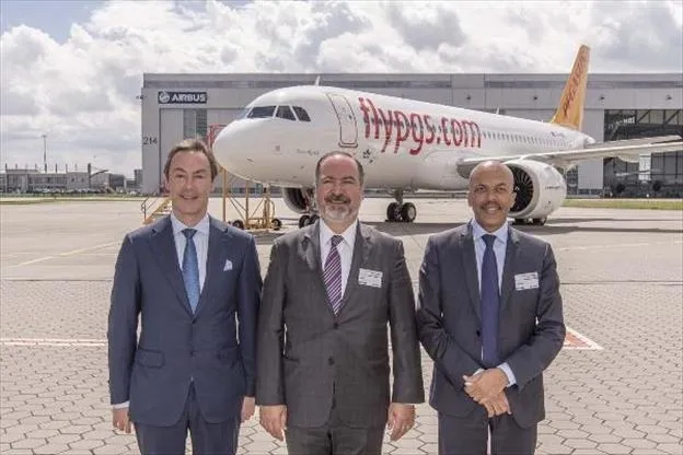 Pegasus'un yeni uçağına 'Demokrasi' adı verildi - 1