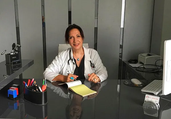 Antalya'da sır gibi olay! Biri doktor iki kişi evde ölü bulundu - 1